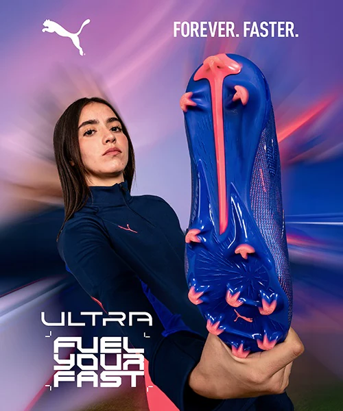 Campaña Puma ULTRA Fuel Your Fast producida por ZerezoFilms: futbolista mostrando el tachón azul con estela de velocidad